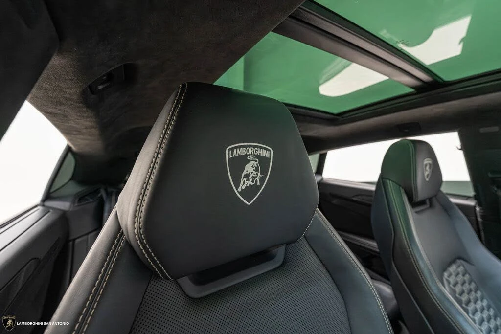 2022 Lamborghini Urus - Image 25 of 31