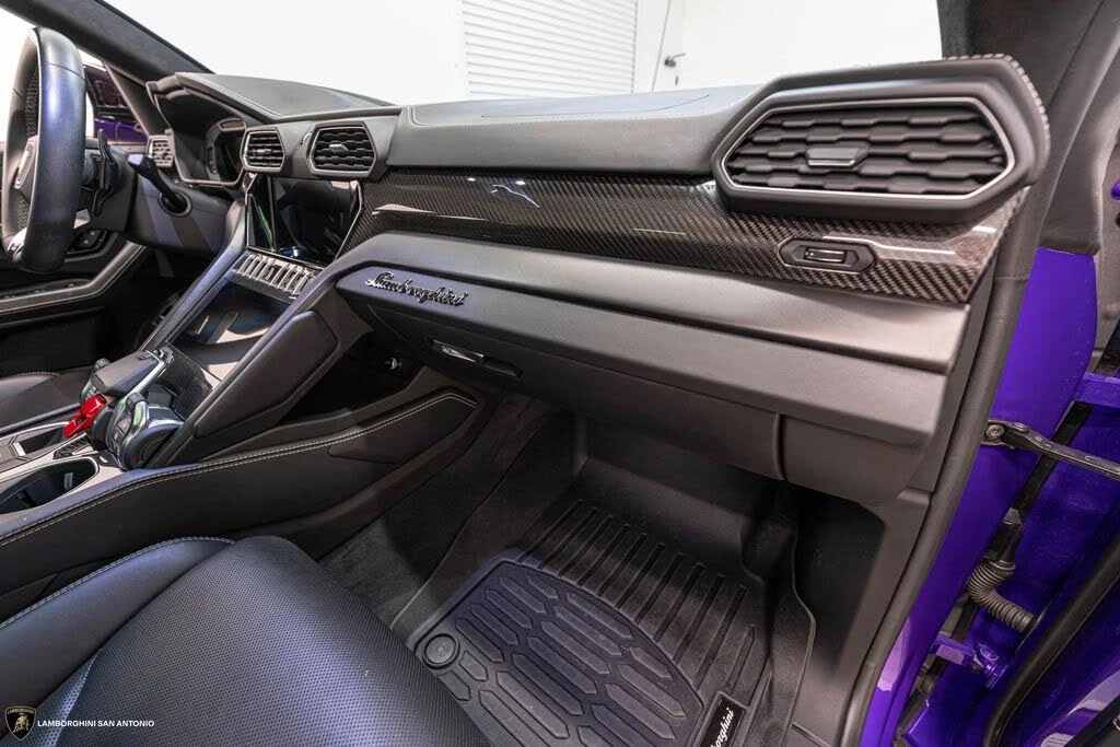 2022 Lamborghini Urus - Image 30 of 31