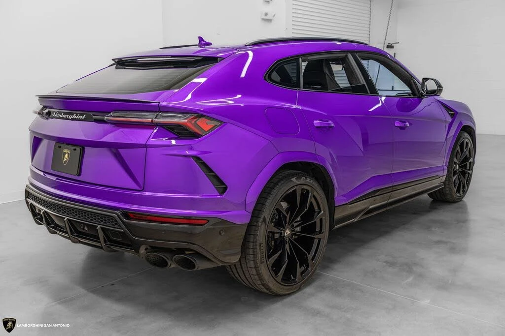 2022 Lamborghini Urus - Image 13 of 31