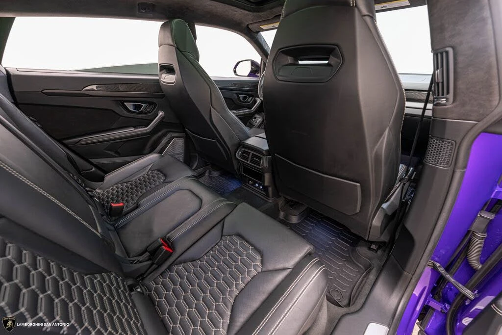 2022 Lamborghini Urus - Image 27 of 31