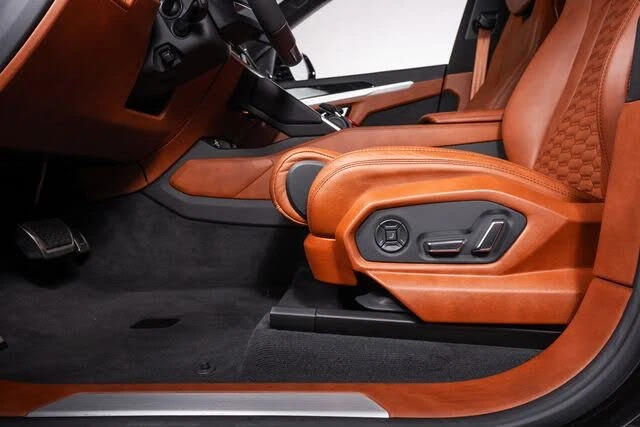 2022 Lamborghini Urus - Image 23 of 31