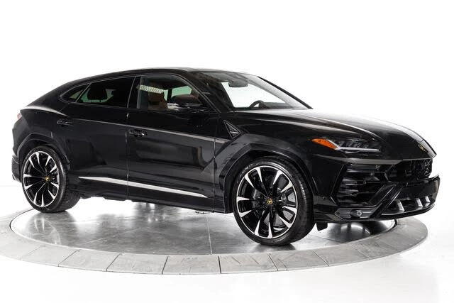 2022 Lamborghini Urus - Image 9 of 31