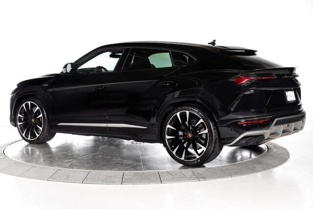 2022 Lamborghini Urus - Image 3 of 31