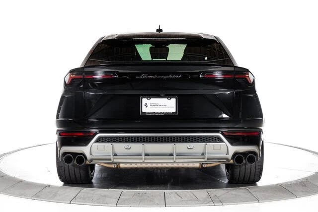 2022 Lamborghini Urus - Image 4 of 31