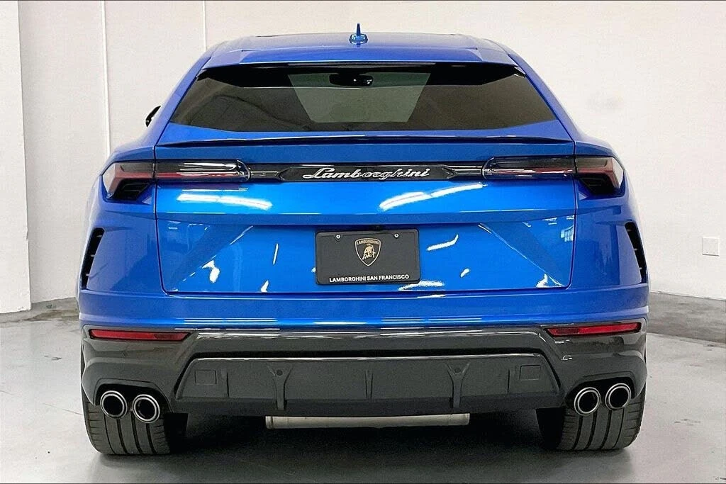 2022 Lamborghini Urus - Image 5 of 31