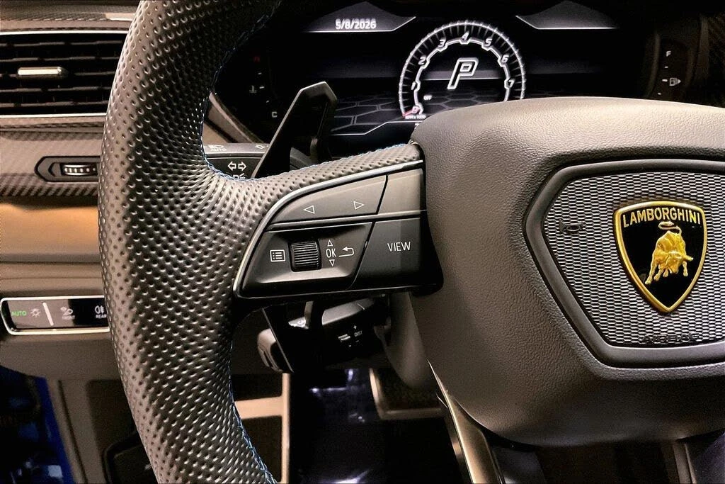 2022 Lamborghini Urus - Image 23 of 31