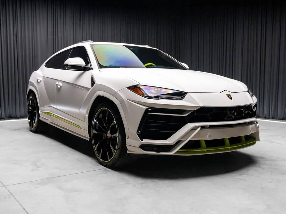 2022 Lamborghini Urus - Image 16 of 31