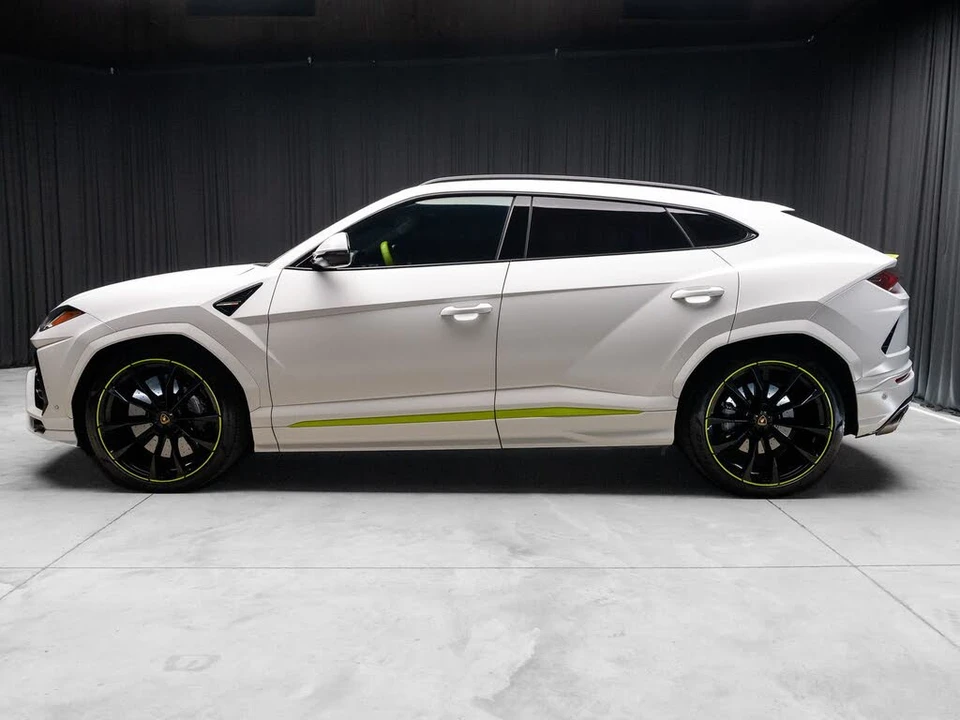 2022 Lamborghini Urus - Image 11 of 31
