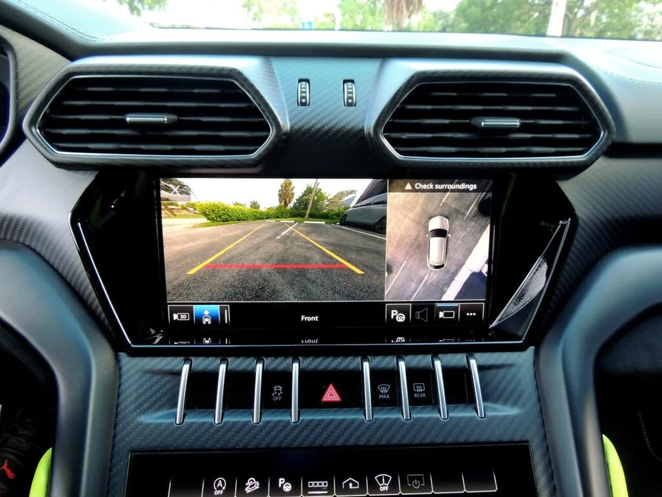 2022 Lamborghini Urus - Image 30 of 31
