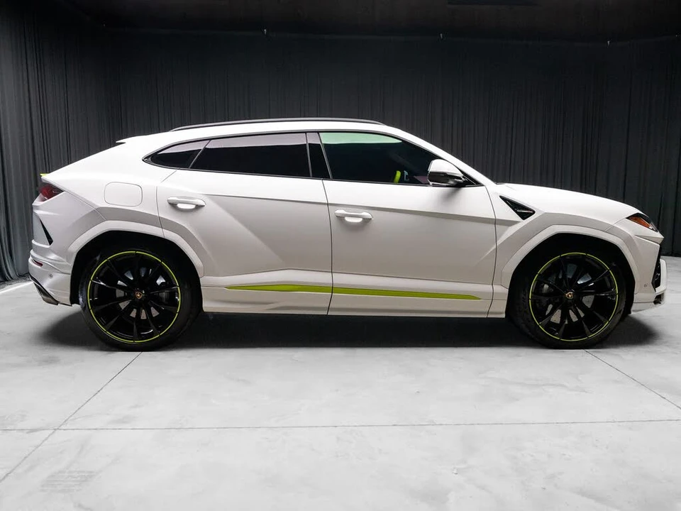 2022 Lamborghini Urus - Image 15 of 31