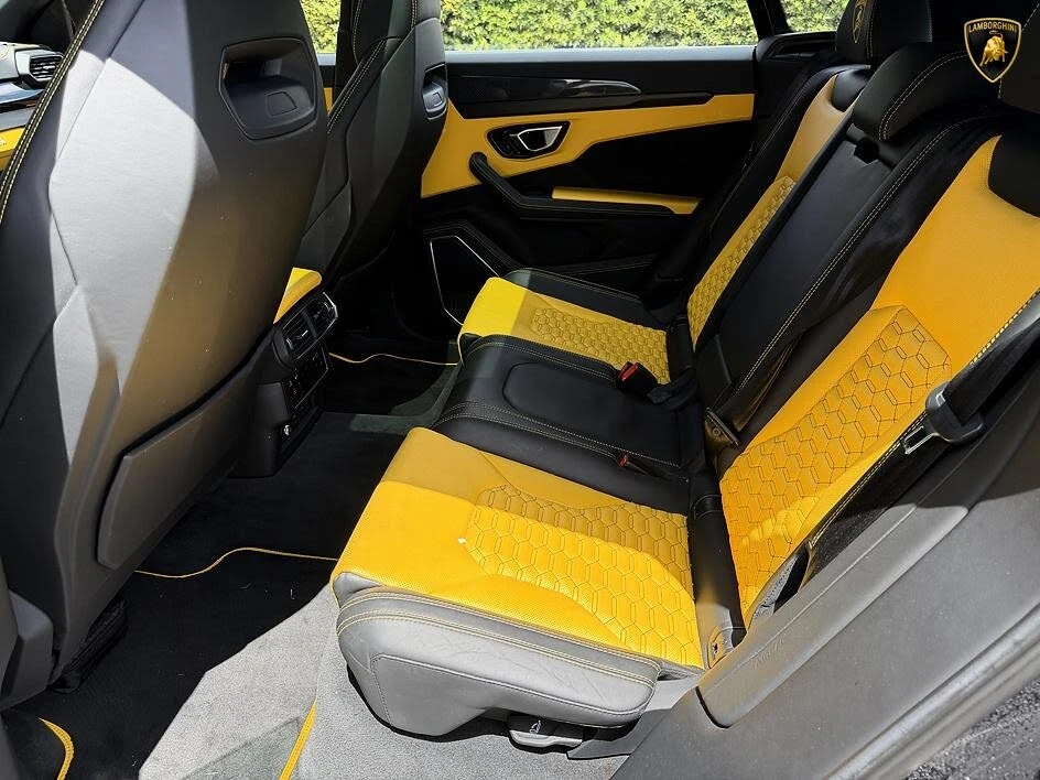 2022 Lamborghini Urus - Image 15 of 24