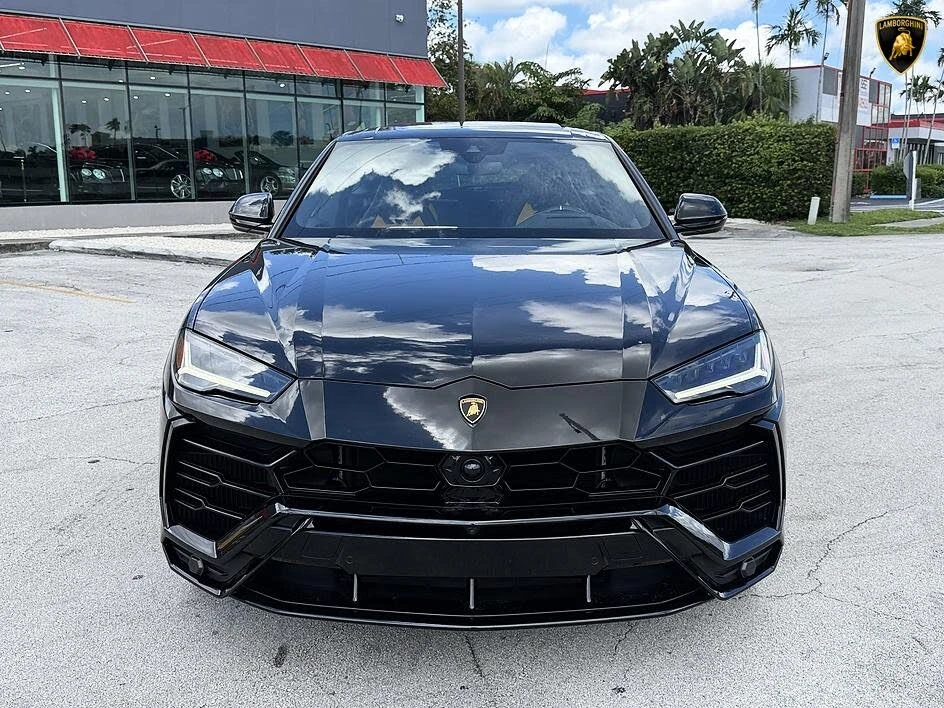 2022 Lamborghini Urus - Image 7 of 24