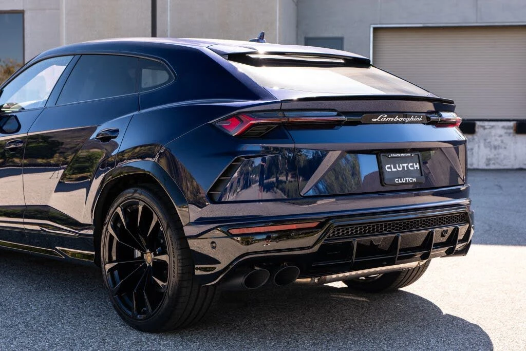2022 Lamborghini Urus - Image 14 of 30