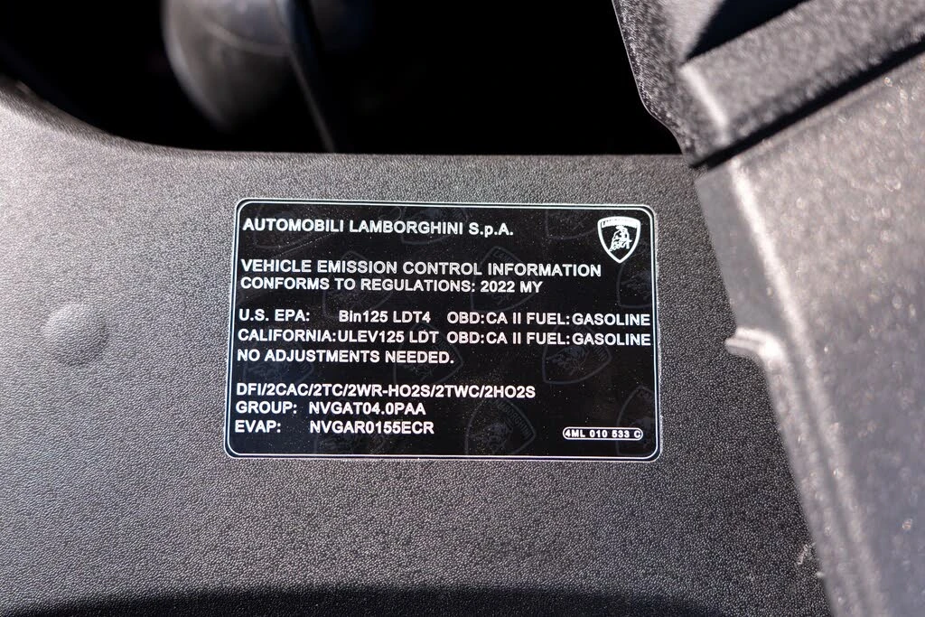 2022 Lamborghini Urus - Image 29 of 30