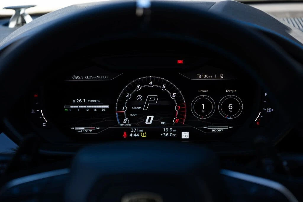 2022 Lamborghini Urus - Image 26 of 30