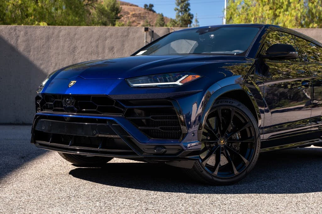 2022 Lamborghini Urus - Image 10 of 30