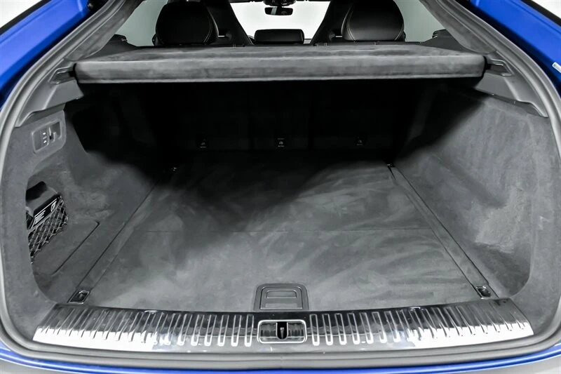 2022 Lamborghini Urus - Image 16 of 21