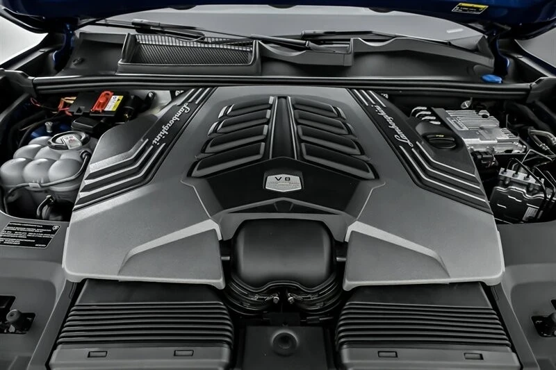 2022 Lamborghini Urus - Image 17 of 21