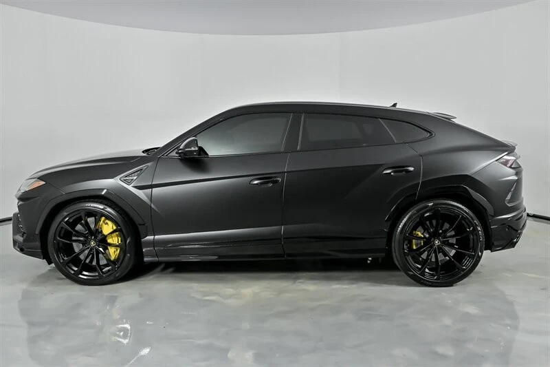 2022 Lamborghini Urus - Image 8 of 21