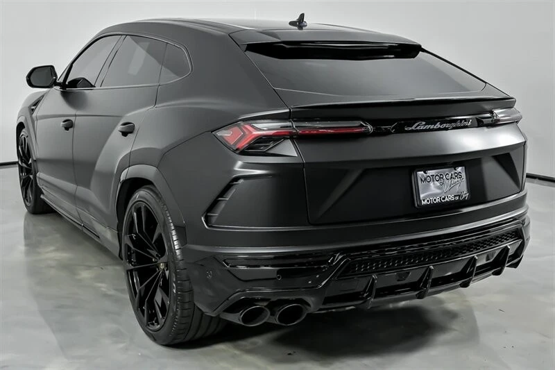 2022 Lamborghini Urus - Image 10 of 21