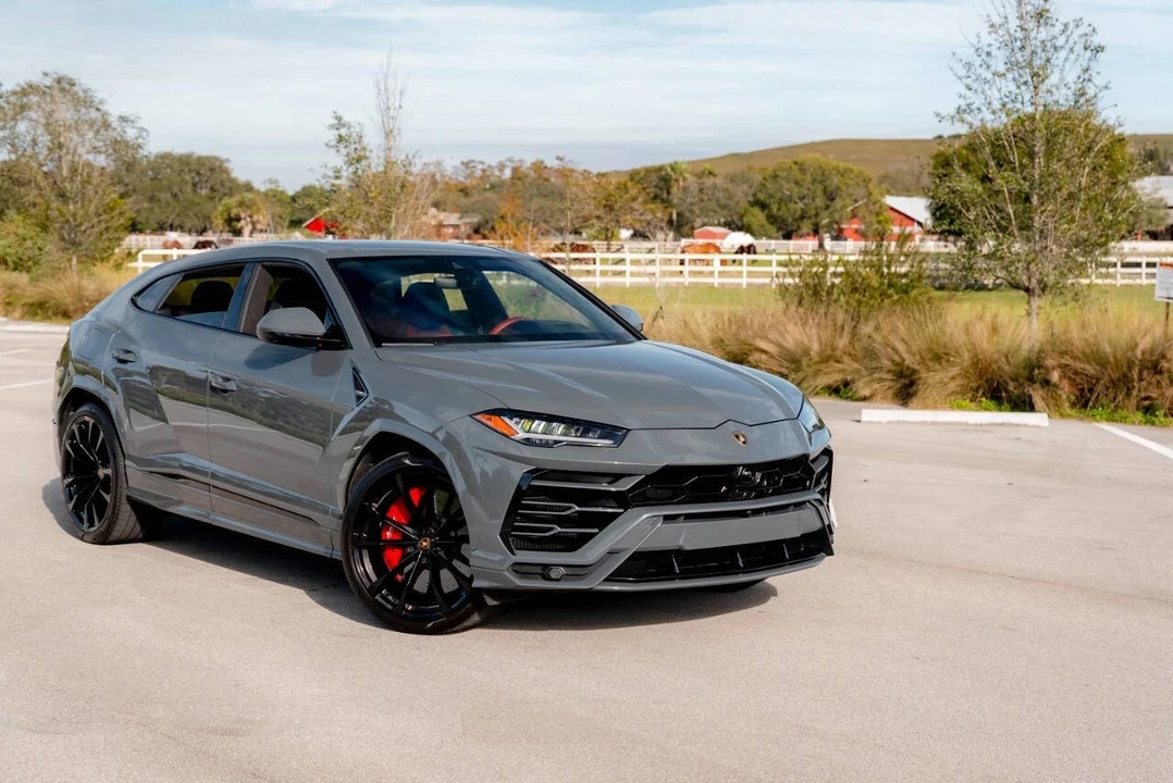 2022 Lamborghini Urus - Image 12 of 21