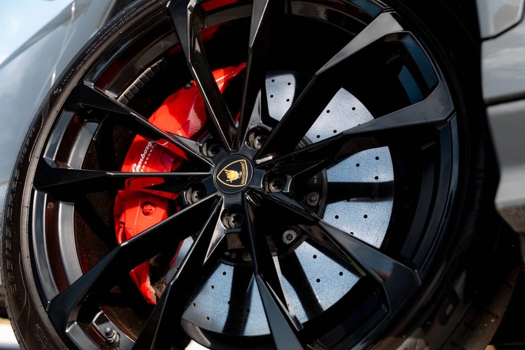 2022 Lamborghini Urus - Image 20 of 21