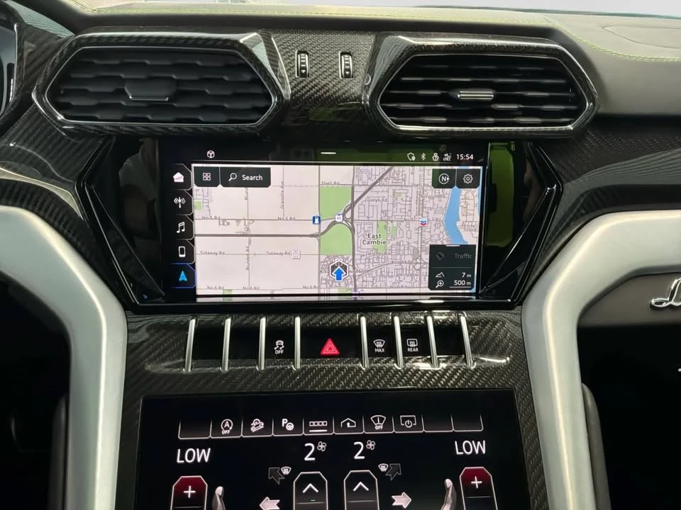 2022 Lamborghini Urus - Image 16 of 20