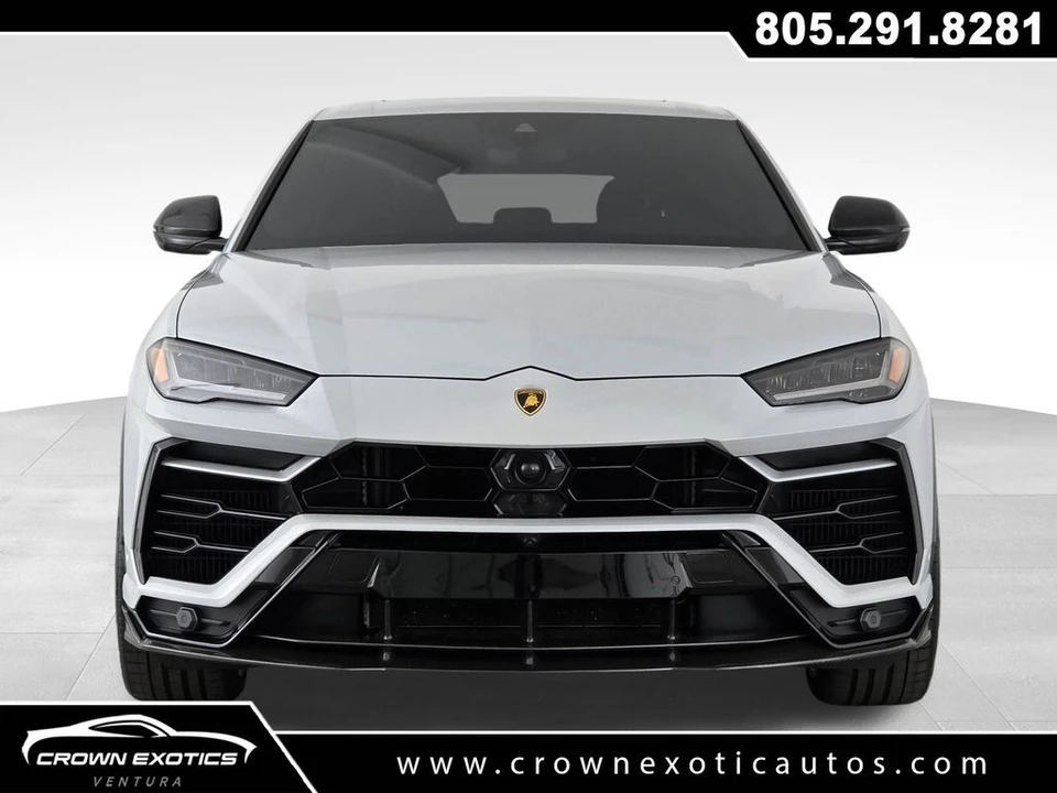 2022 Lamborghini Urus - Image 2 of 31