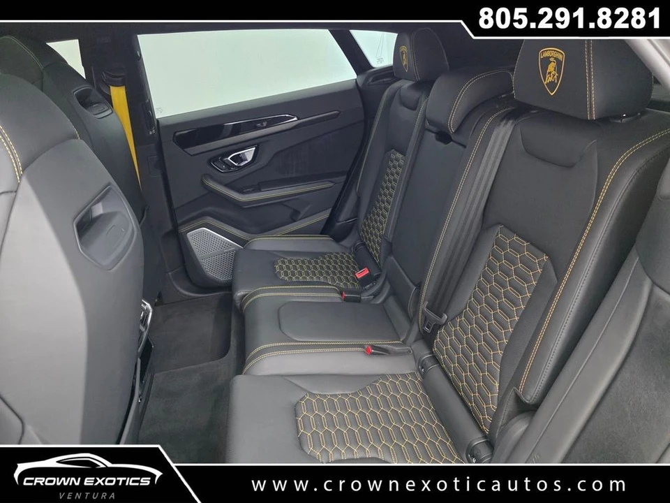2022 Lamborghini Urus - Image 28 of 31