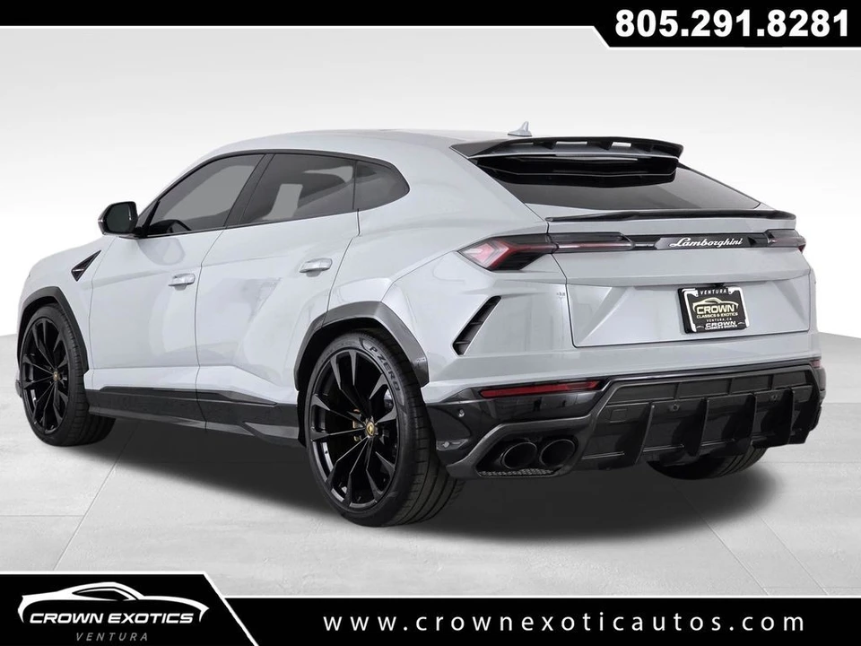 2022 Lamborghini Urus - Image 5 of 31