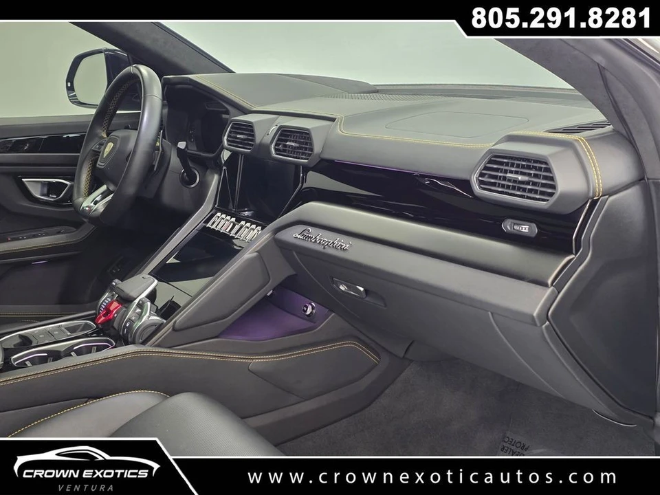 2022 Lamborghini Urus - Image 17 of 31