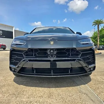 2022 Lamborghini Urus Base