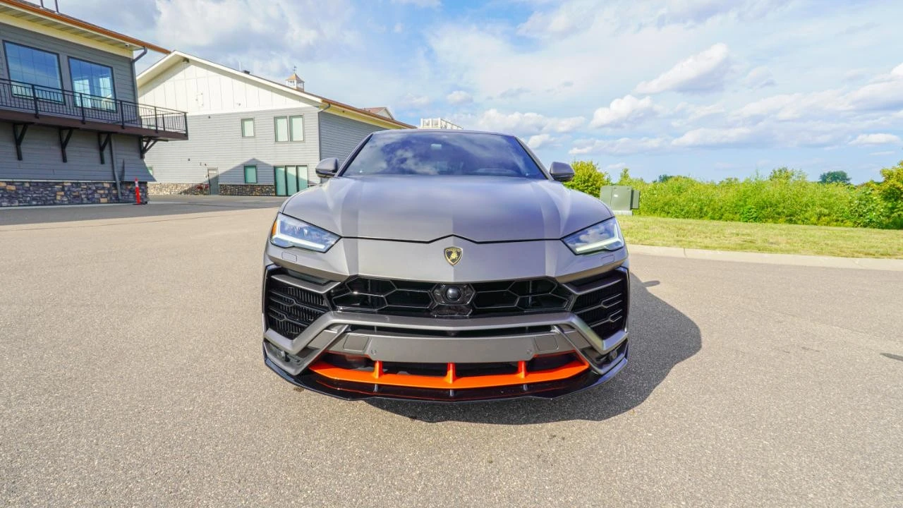 2022 Lamborghini Urus - Image 19 of 31