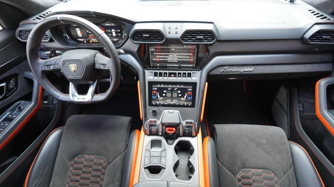2022 Lamborghini Urus - Image 10 of 31
