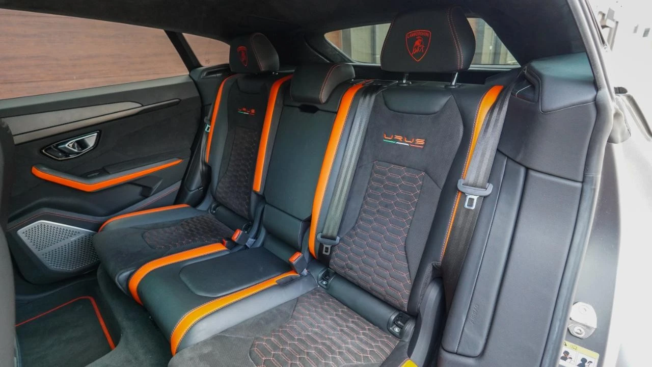 2022 Lamborghini Urus - Image 6 of 31