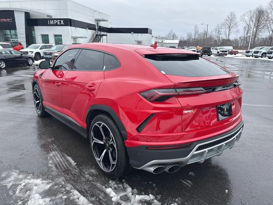2022 Lamborghini Urus - Image 3 of 12