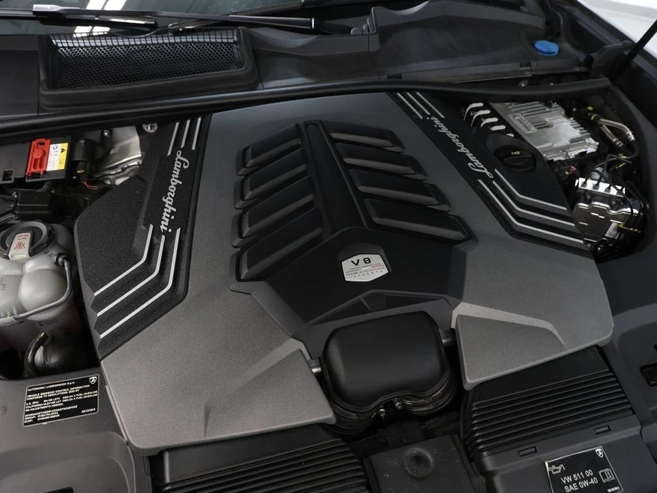 2022 Lamborghini Urus - Image 14 of 31