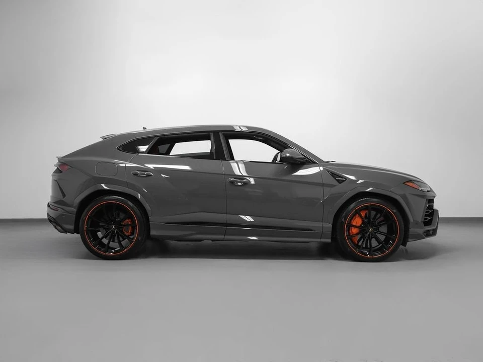 2022 Lamborghini Urus - Image 4 of 31