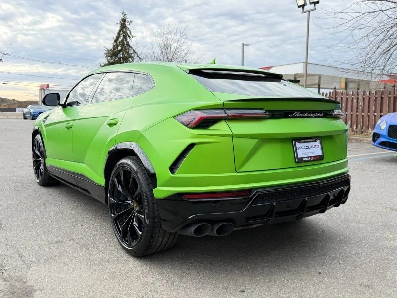 2022 Lamborghini Urus - Image 7 of 12