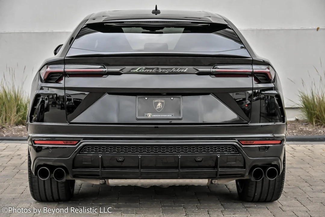 2022 Lamborghini Urus - Image 7 of 21