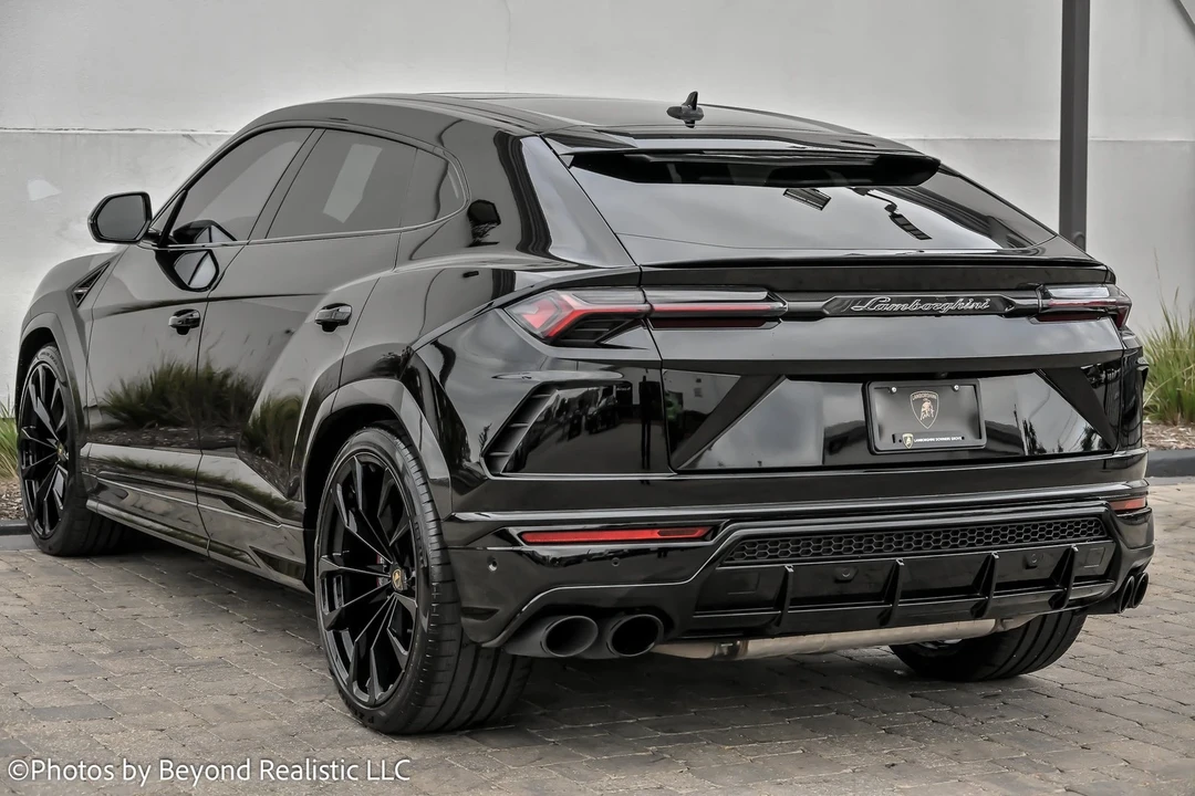 2022 Lamborghini Urus - Image 6 of 21