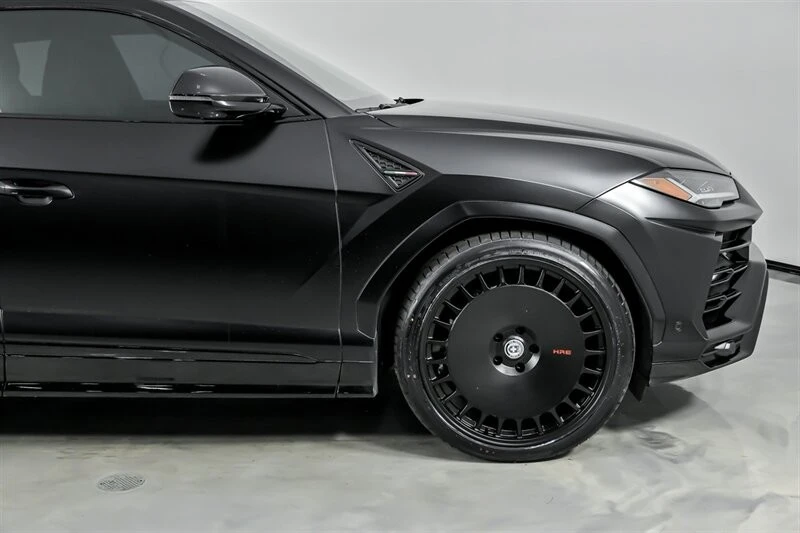 2022 Lamborghini Urus - Image 15 of 21