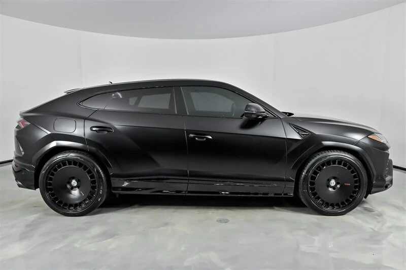 2022 Lamborghini Urus - Image 14 of 21