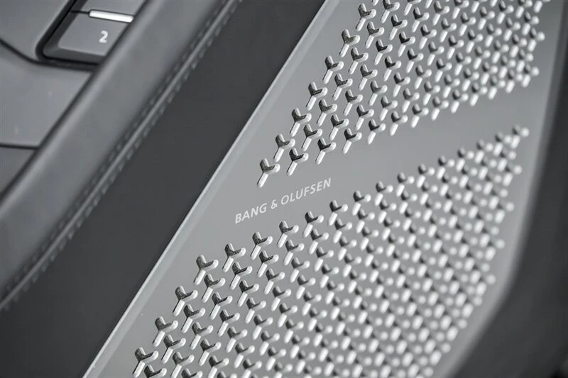 2022 Lamborghini Urus - Image 20 of 21