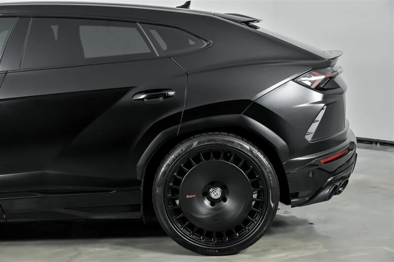 2022 Lamborghini Urus - Image 9 of 21