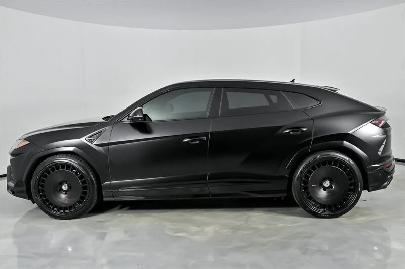 2022 Lamborghini Urus - Image 8 of 21