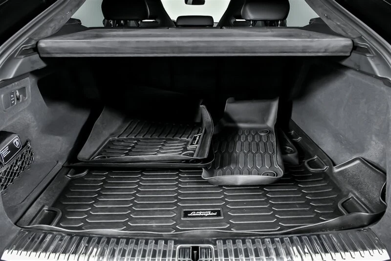 2022 Lamborghini Urus - Image 16 of 21