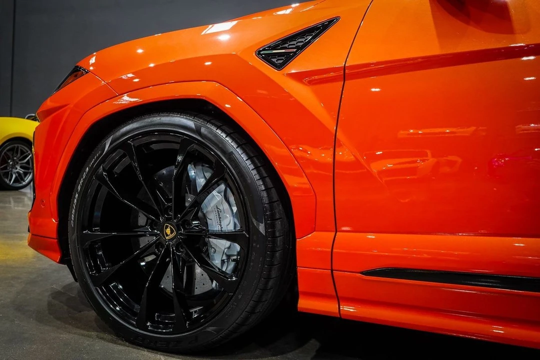 2022 Lamborghini Urus - Image 18 of 21