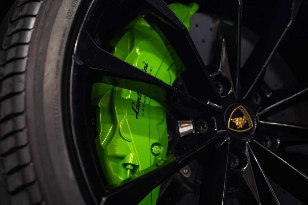 2022 Lamborghini Urus - Image 27 of 31