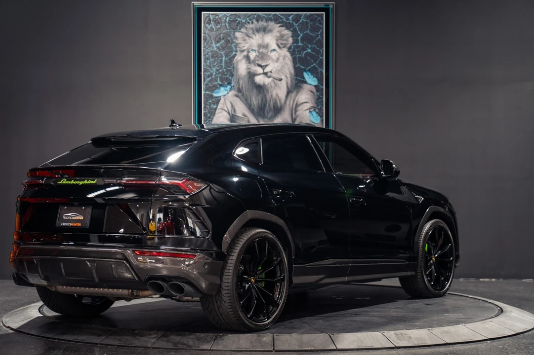 2022 Lamborghini Urus - Image 24 of 31